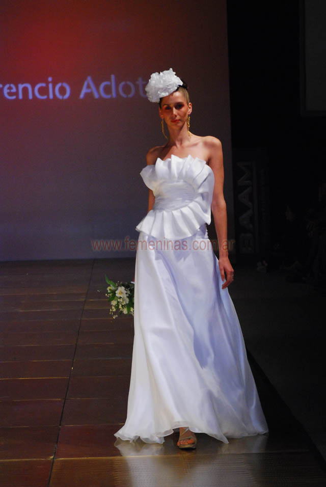 Vestido de novia strapless corset plisado Laurencio Adot